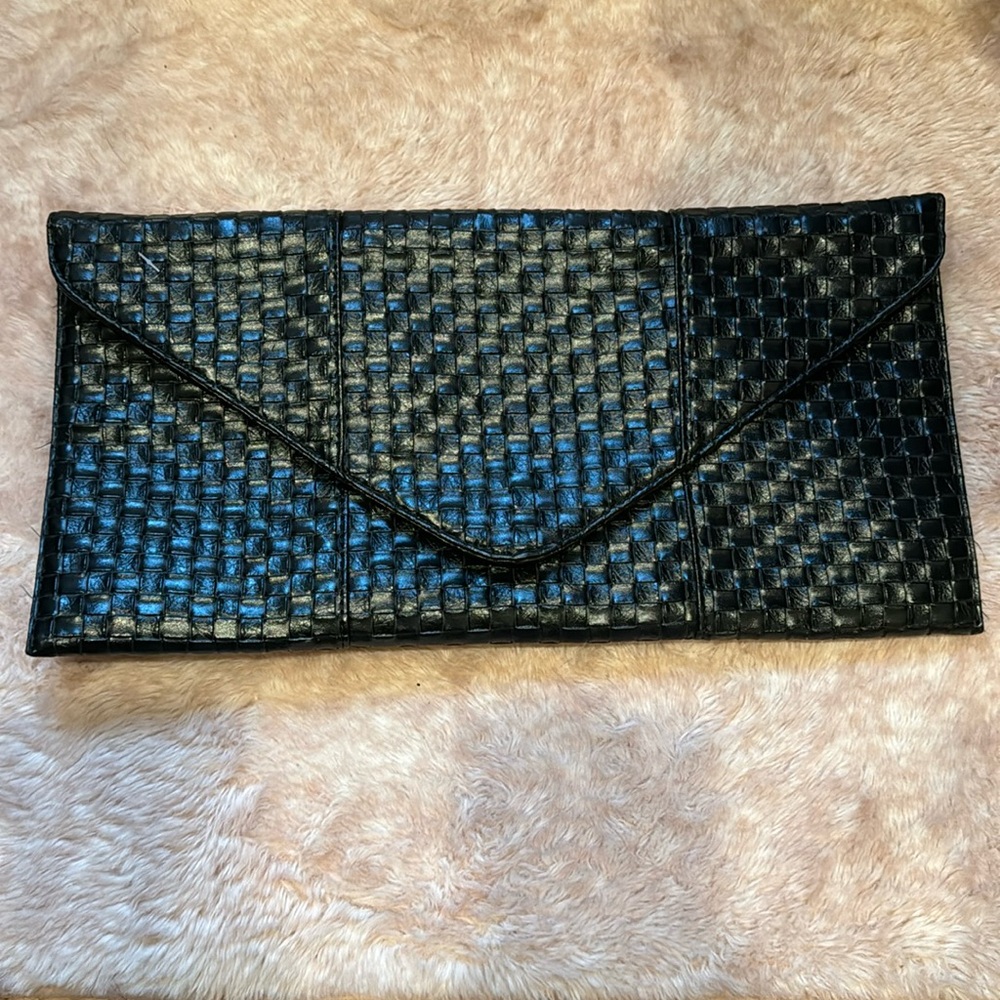 Lulu Townsend black clutch